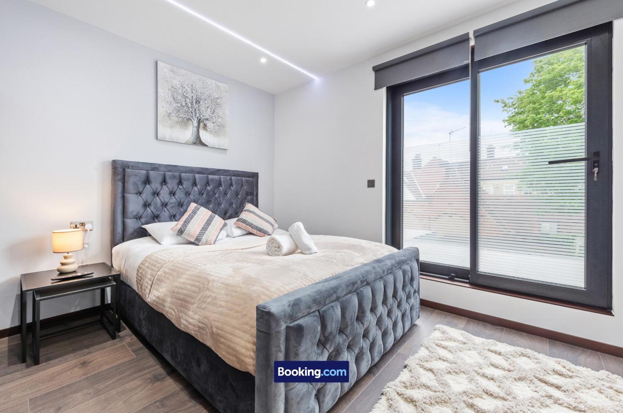 Stylish Studio Apt By Stay Smart Short Lets & Serviced Accommodation Woodstock With Free Wifi Londra Dış mekan fotoğraf