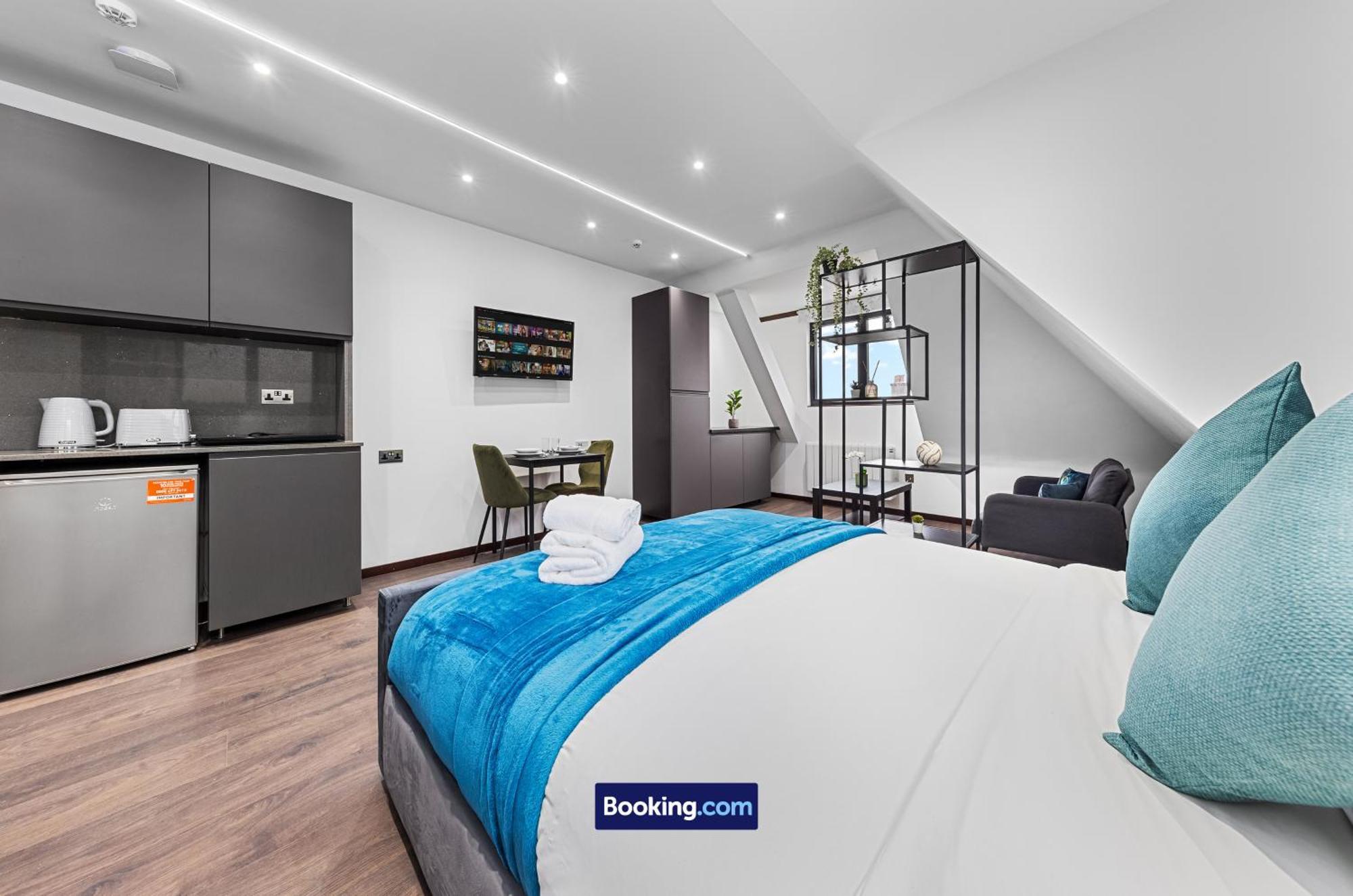 Stylish Studio Apt By Stay Smart Short Lets & Serviced Accommodation Woodstock With Free Wifi Londra Dış mekan fotoğraf